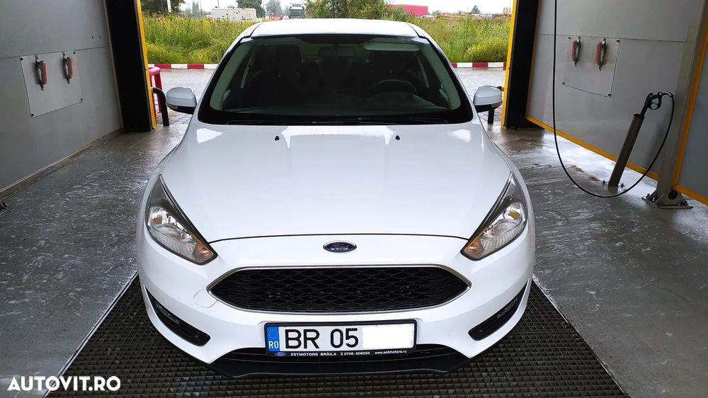 Ford Focus - 11