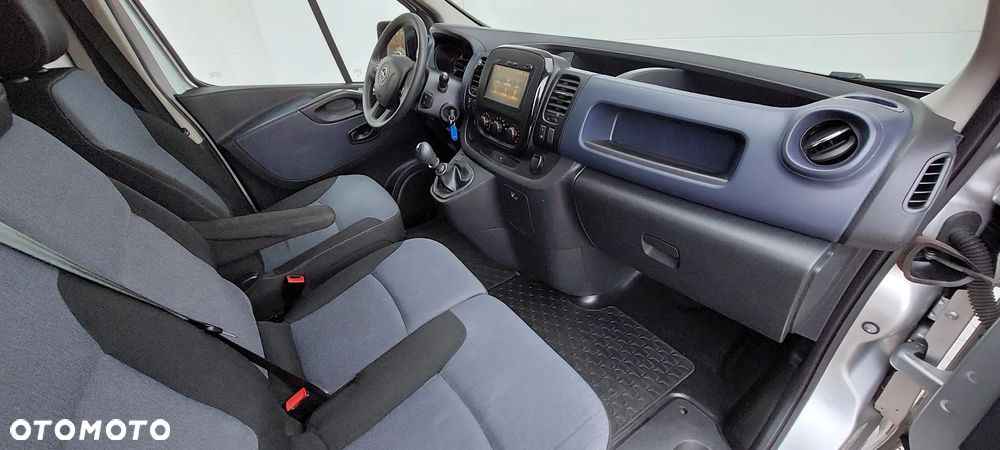 Opel VIVARO Long DŁugi - 26