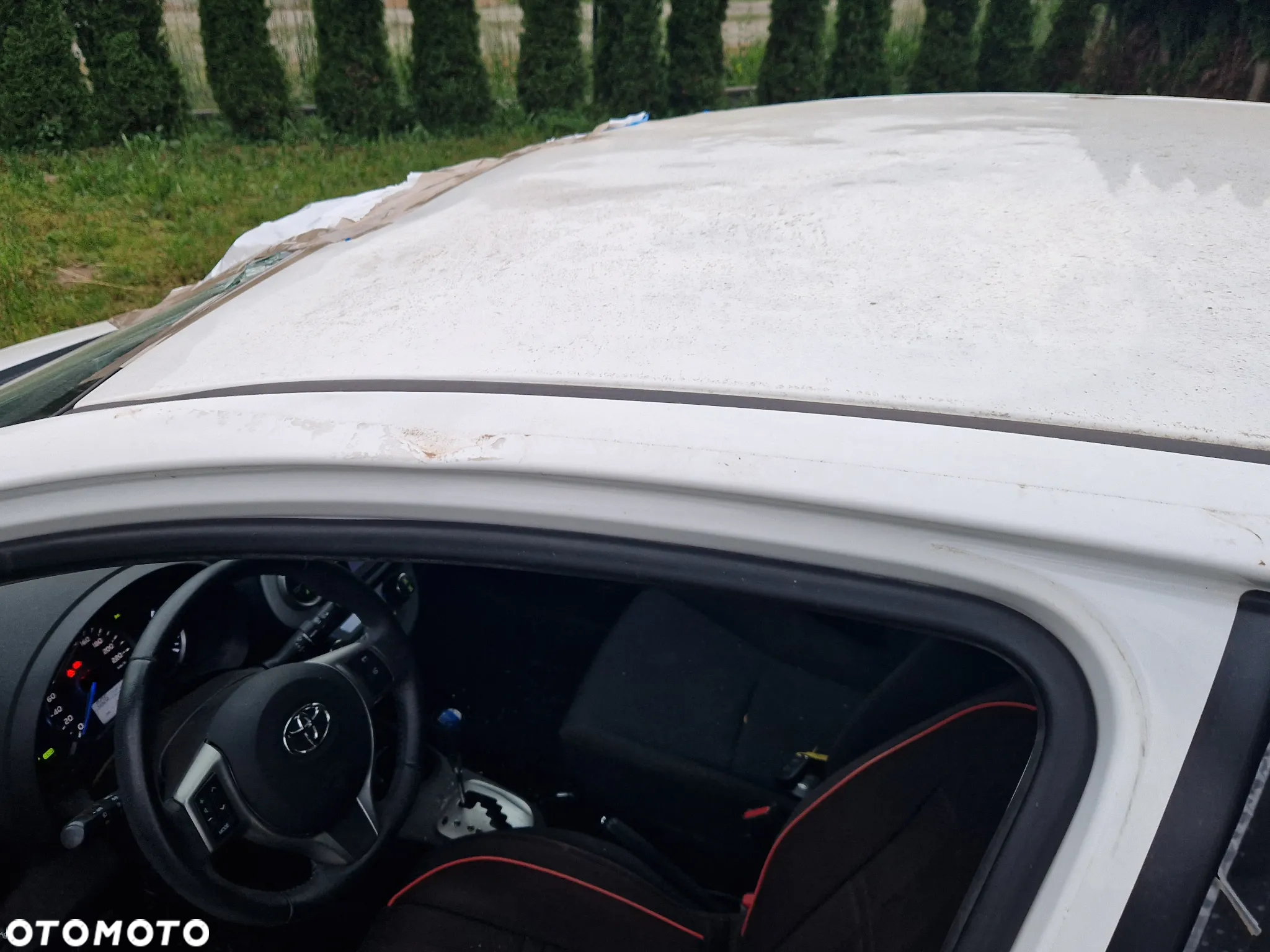 Toyota Yaris Hybrid 100 Active - 12