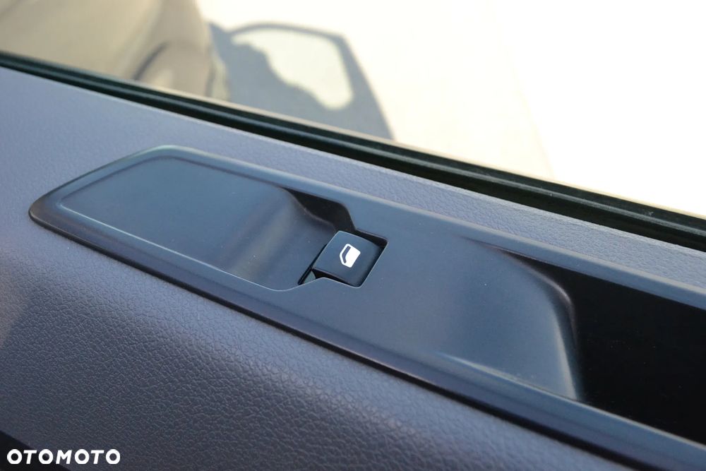 Peugeot Expert Kombi Long 2,8t - 22