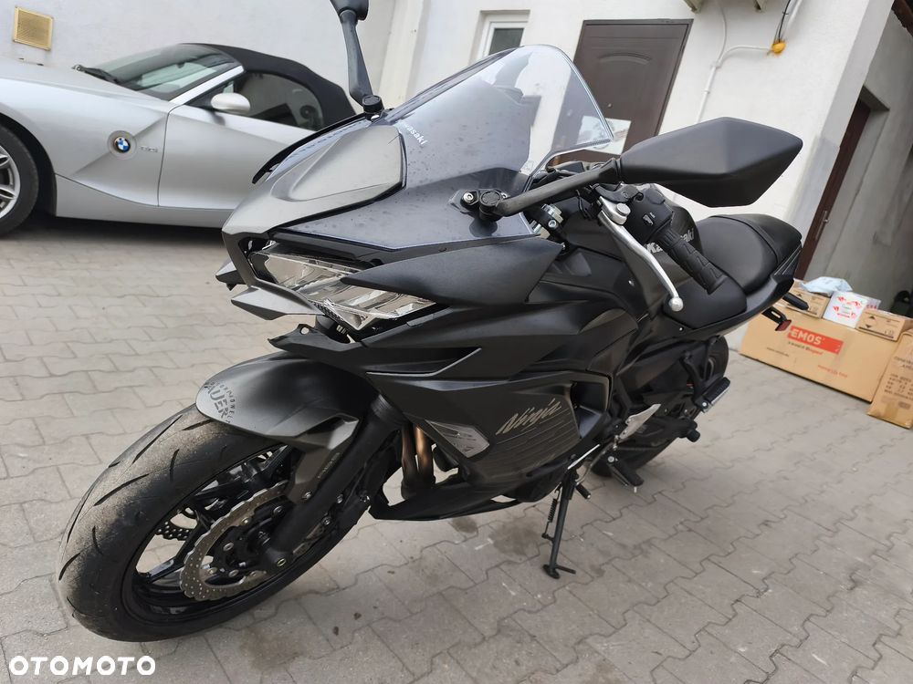 Kawasaki Ninja - 2