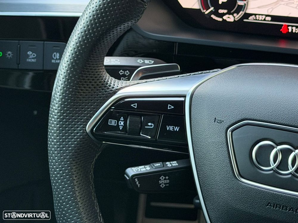 Audi Q8 e-Tron 50 quattro S line - 33