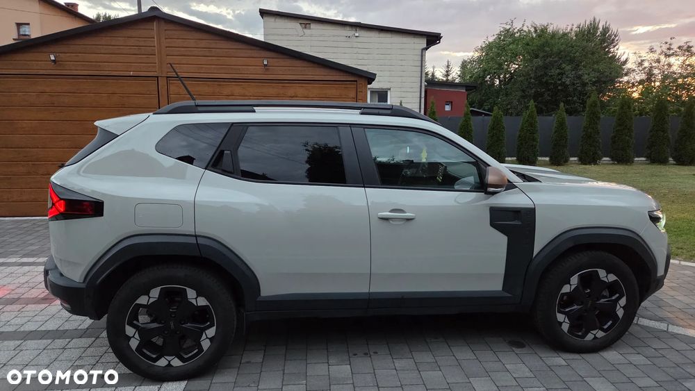 Dacia Duster 1.6 Full Hybrid 140 Extreme MMT - 11