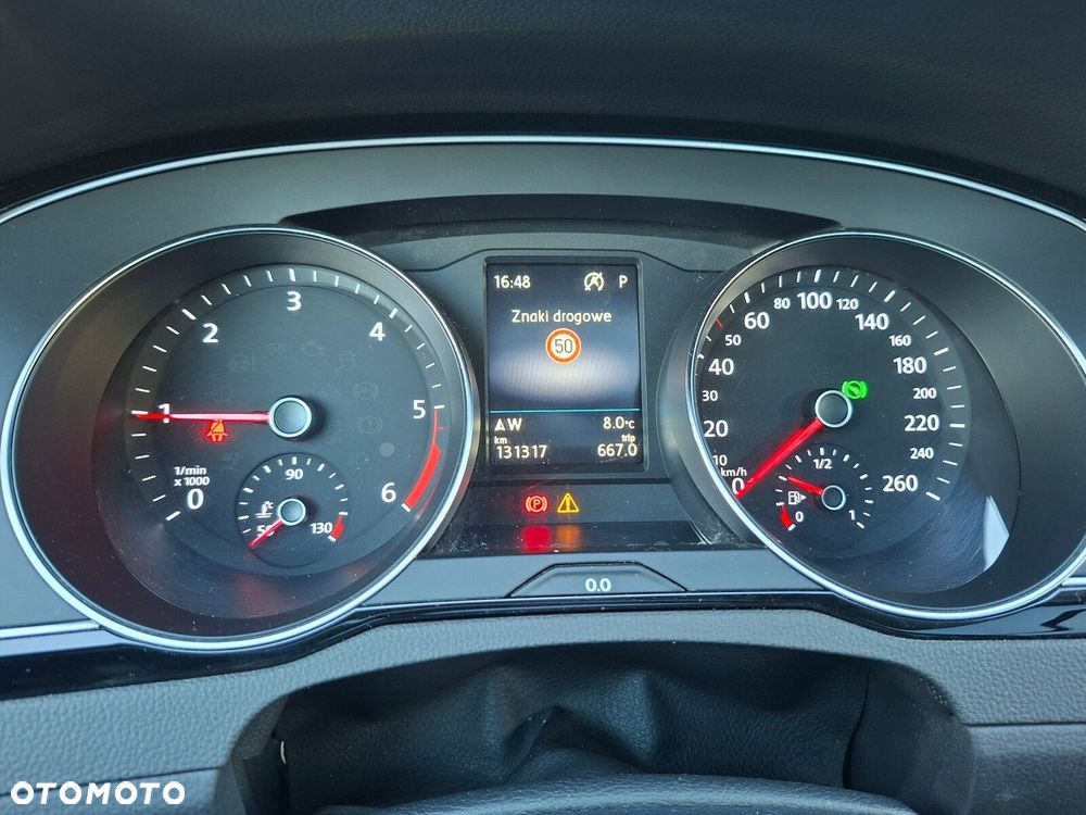 Volkswagen Passat - 22