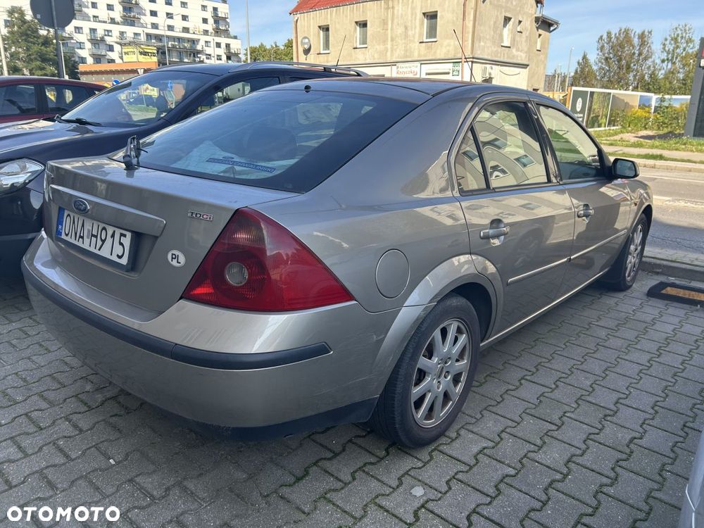 Ford Mondeo 2.0 TDCi Ghia - 5