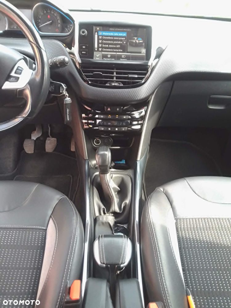 Peugeot 2008 82 VTI Allure - 19