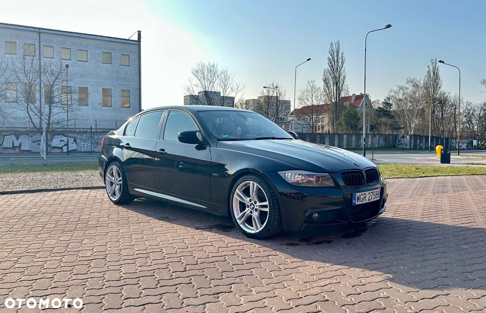 BMW Seria 3 320d DPF - 1