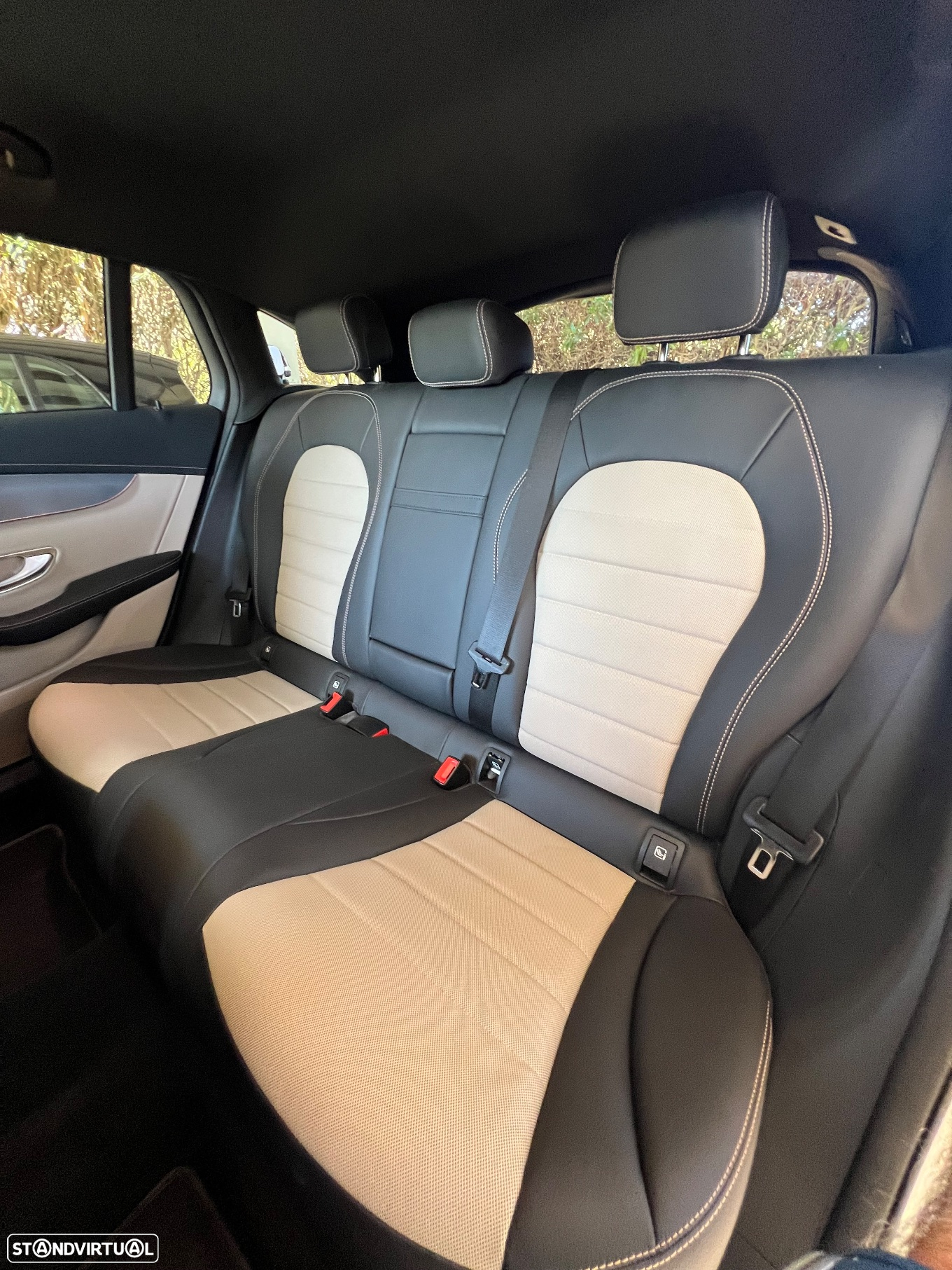 Mercedes-Benz EQC 400 4Matic - 13