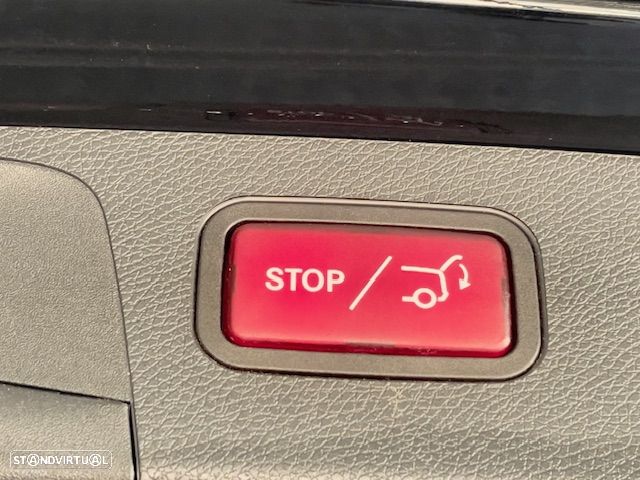 Mercedes-Benz E 300 de 9G-TRONIC AMG Line - 35