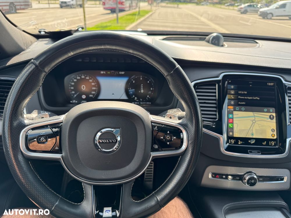 Volvo XC 90 D5 AWD Geartronic RDesign - 19