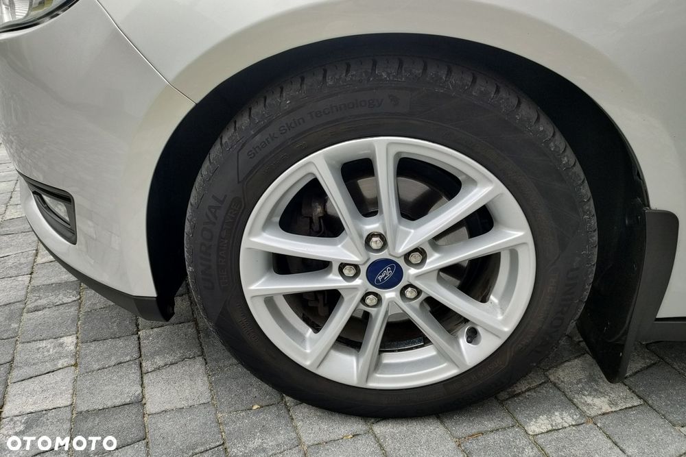 Ford Focus 1.0 EcoBoost Titanium - 15