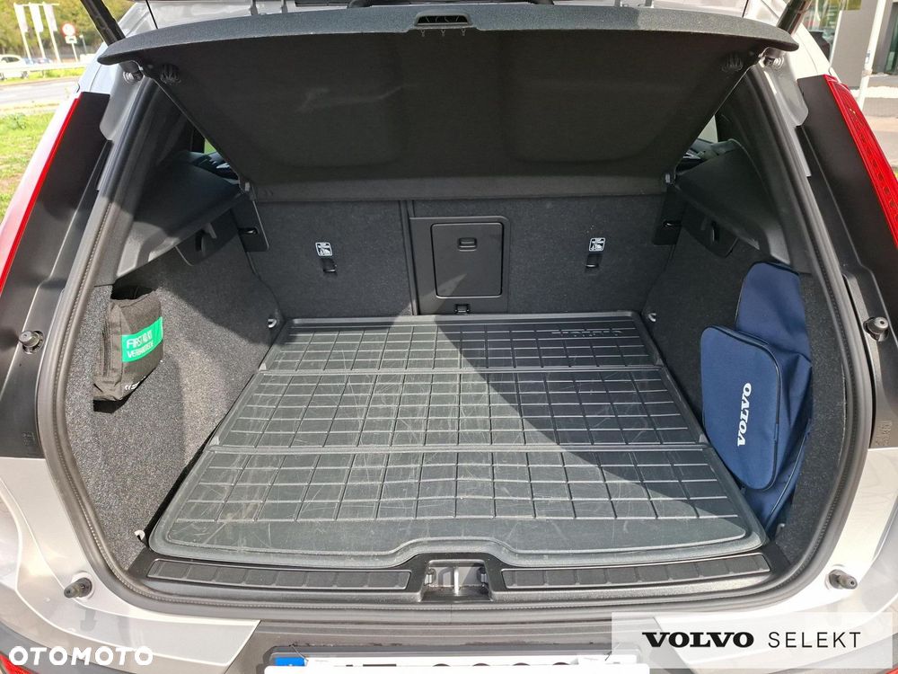 Volvo XC 40 - 29