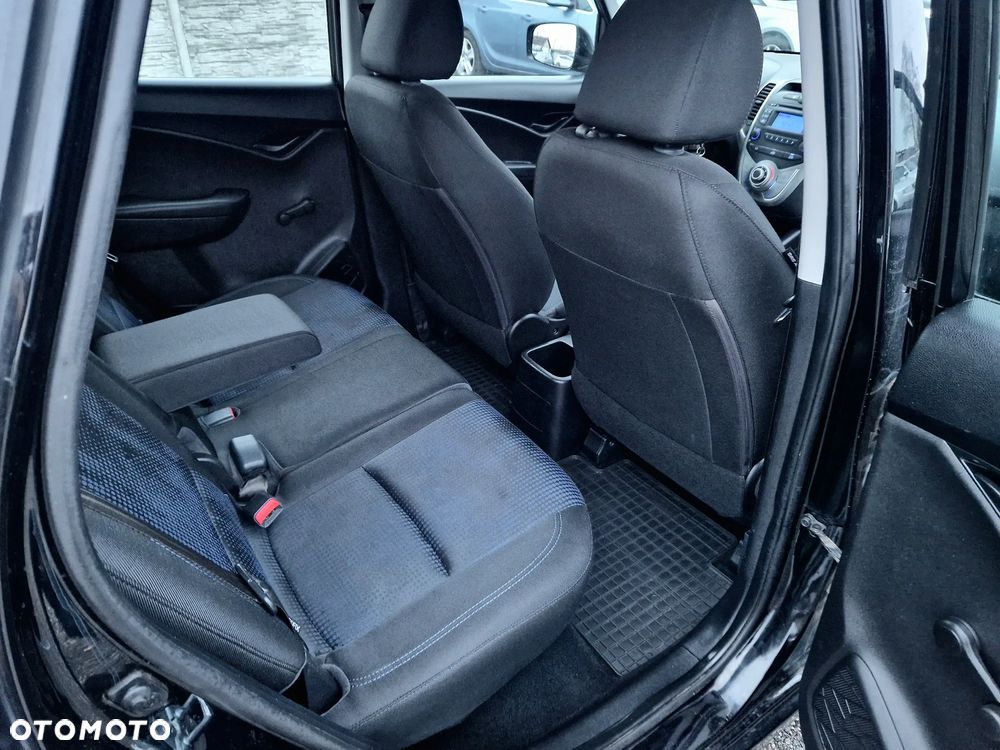Hyundai ix20 - 19