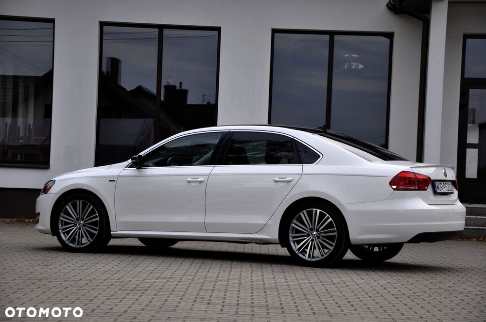 Volkswagen Passat - 22