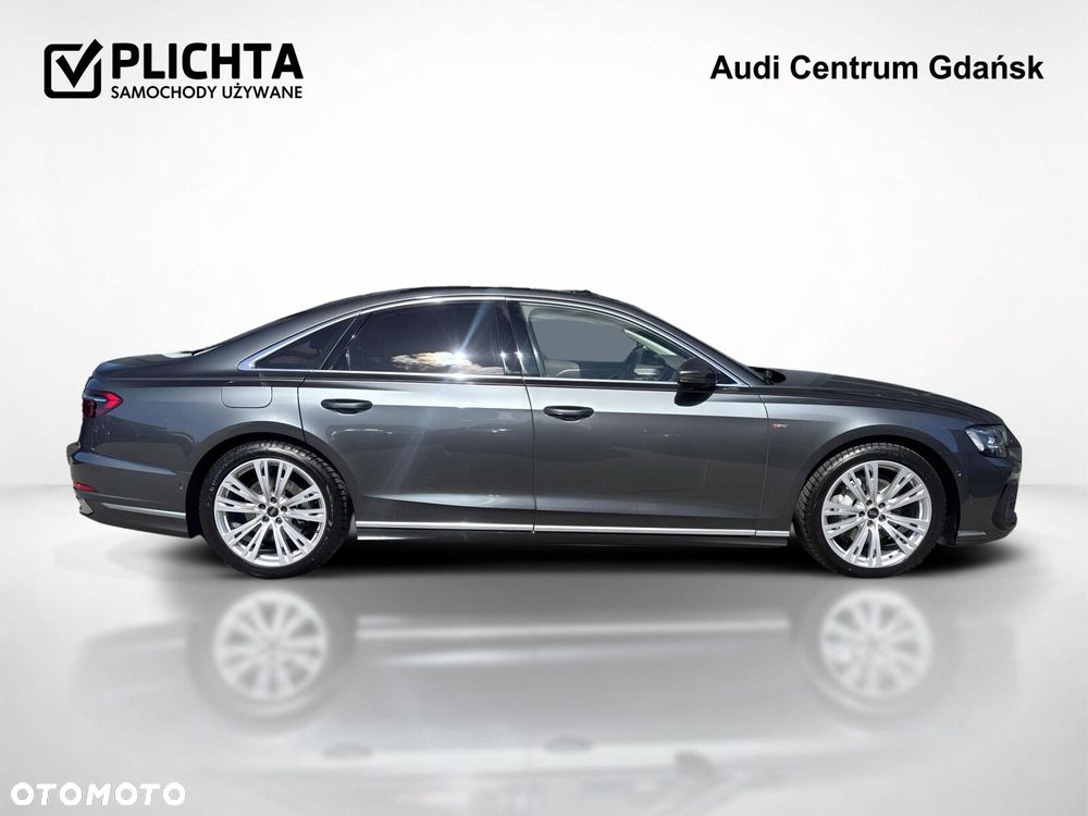 Audi A8 - 6