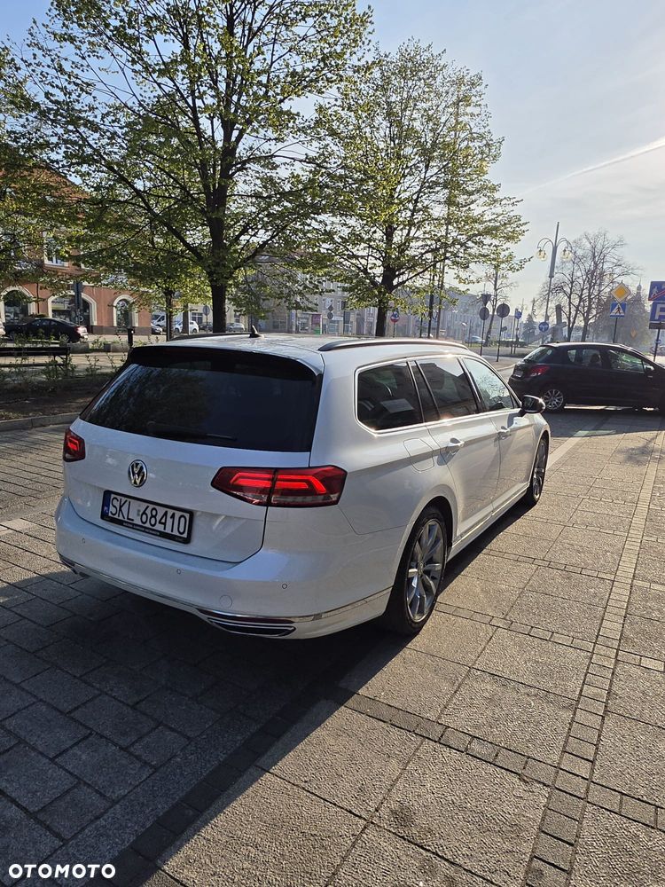 Volkswagen Passat 2.0 TDI (BlueMotion Technology) Highline - 6