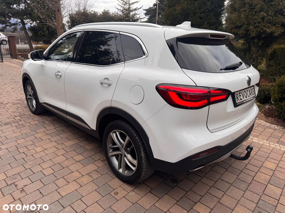 MG EHS Luxury - 2
