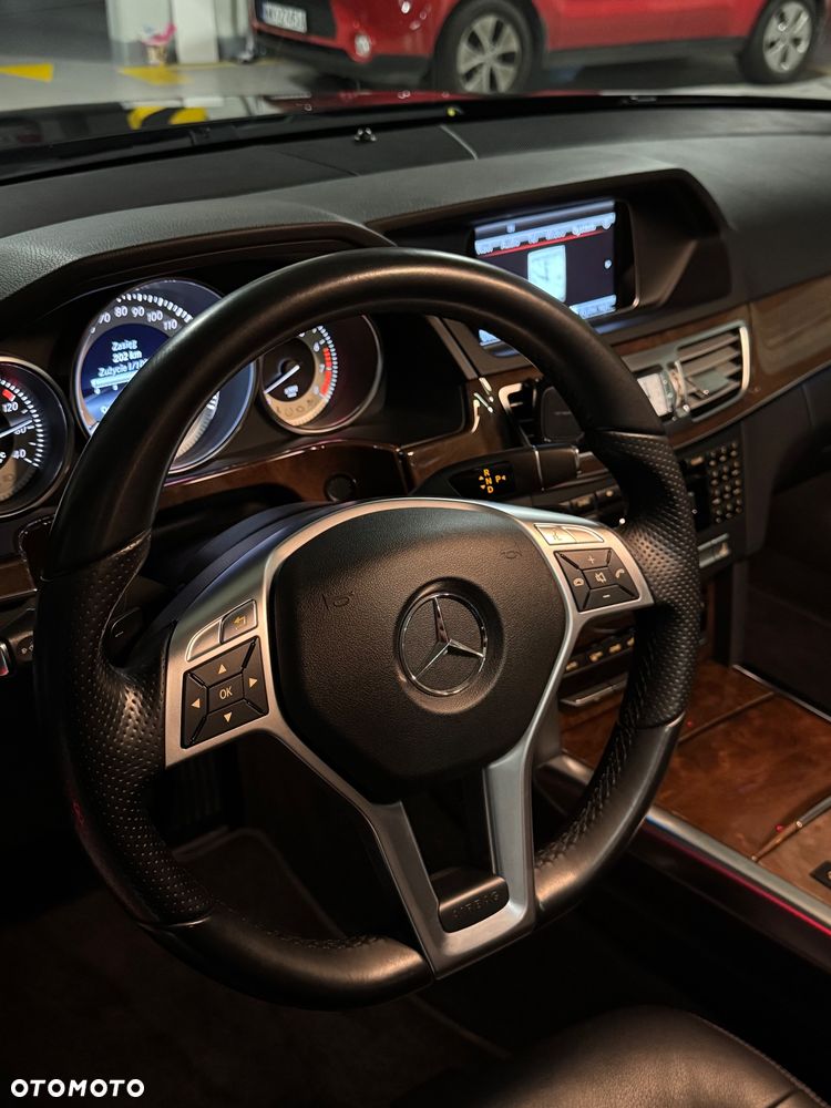 Mercedes-Benz Klasa E - 34