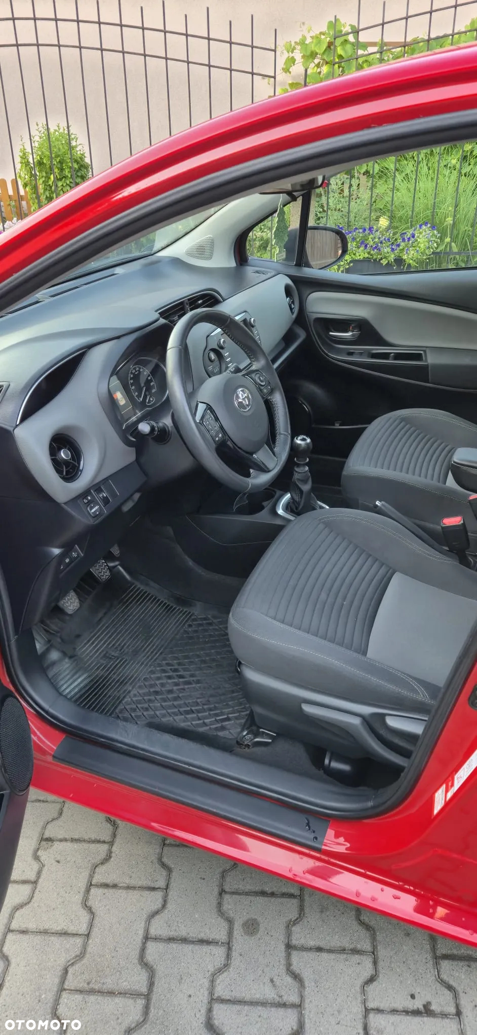 Toyota Yaris 1.5 Premium - 13