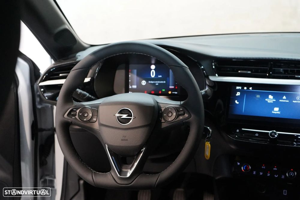 Opel Corsa 1.2 T GS - 32