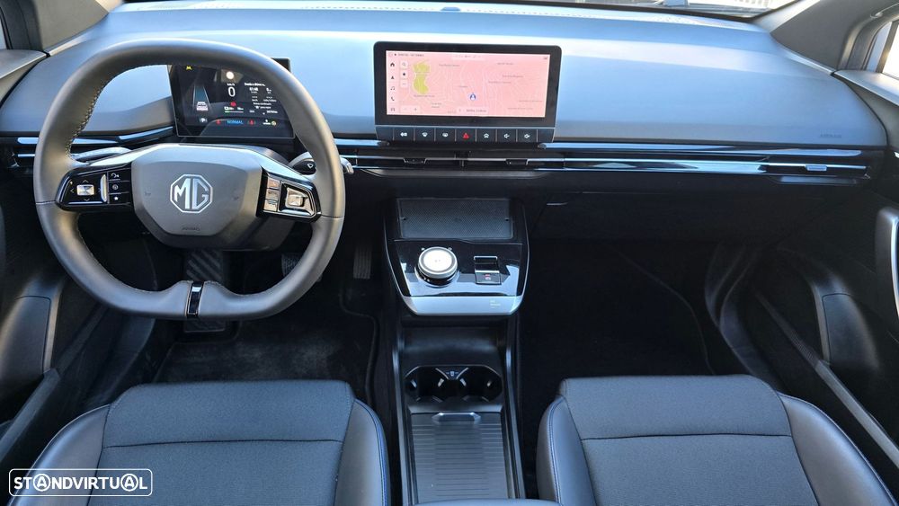 MG MG4 64 kWh Luxury - 10