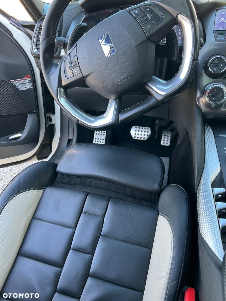 Citroën DS5 2.0 HDi Hybrid4 Pure Pearl MCP - 19