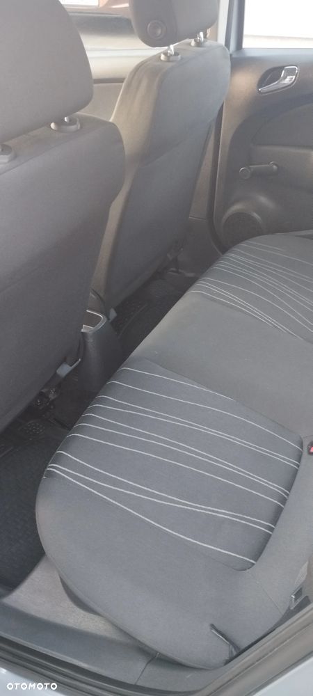 Opel Corsa - 10