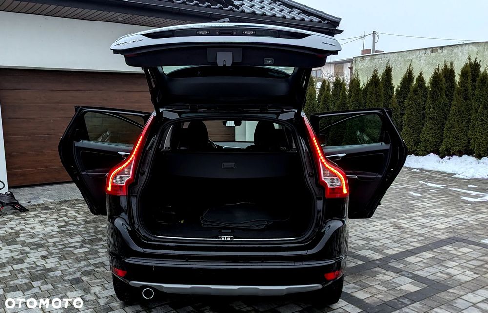 Volvo XC 60 D3 Geartronic Momentum - 12