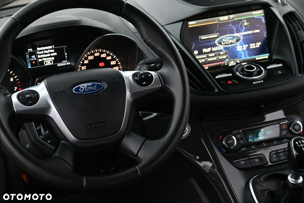 Ford Kuga 1.5 EcoBoost FWD Titanium X - 24