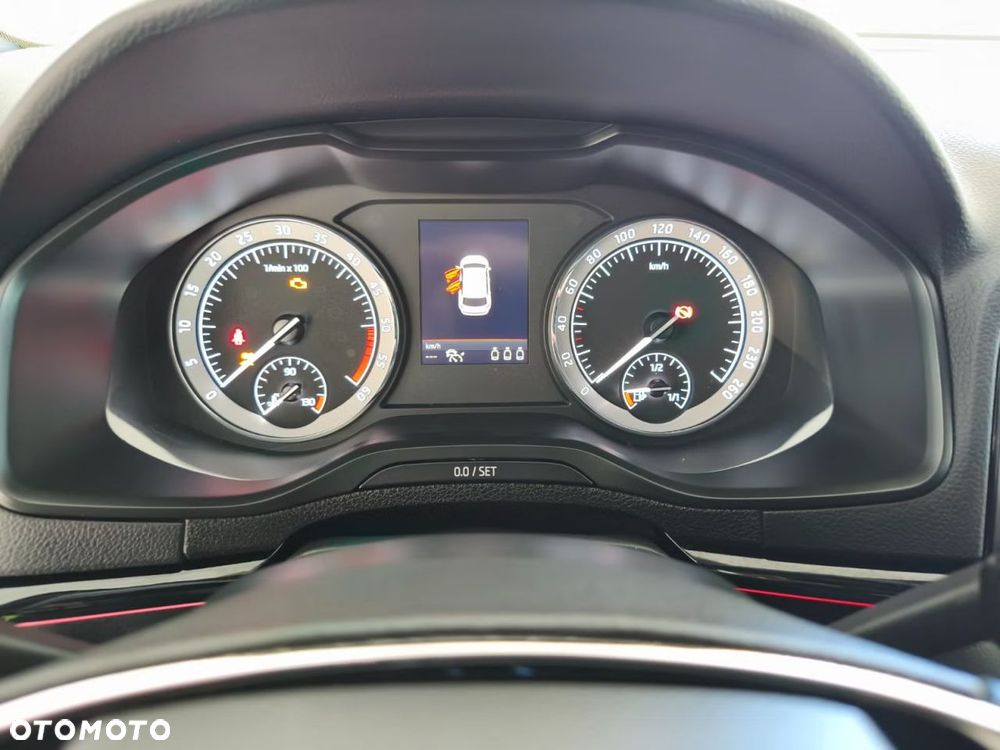 Skoda Karoq 2.0 TDI SCR 4x4 DSG Sportline - 21