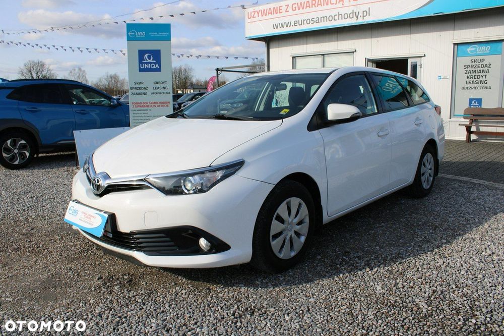 Toyota Auris - 3