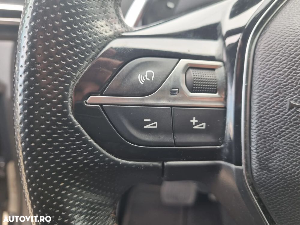 Peugeot 3008 1.5 BlueHDI S&S EAT8 GT-Line - 14