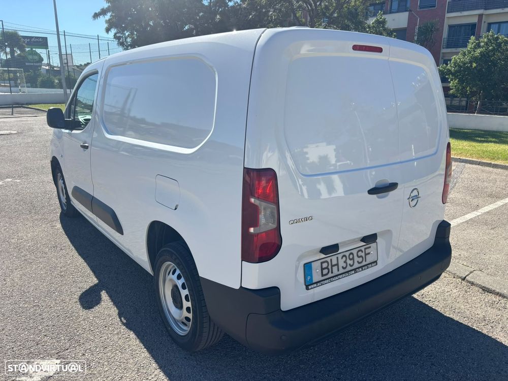 Opel Combo 1.5 CDTi 102cv L2 H1 ENJOY - AC - IVA DEDUTÍVEL - 18