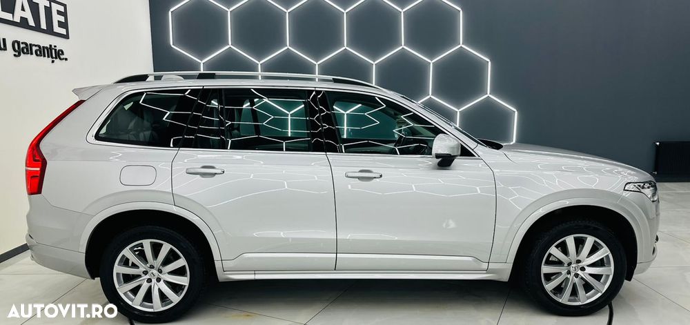 Volvo XC 90 D5 AWD Geartronic Momentum - 39