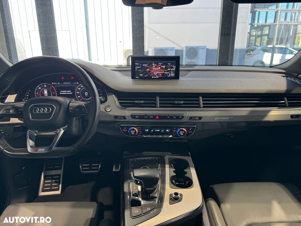 Audi Q7 - 7