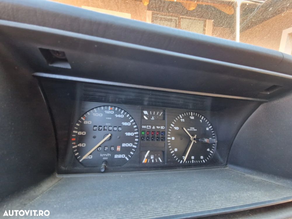 Volkswagen Golf - 11