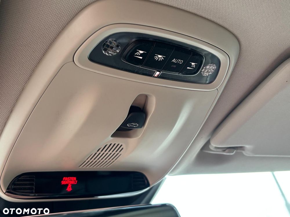 Volvo V40 D3 Ocean Race - 27