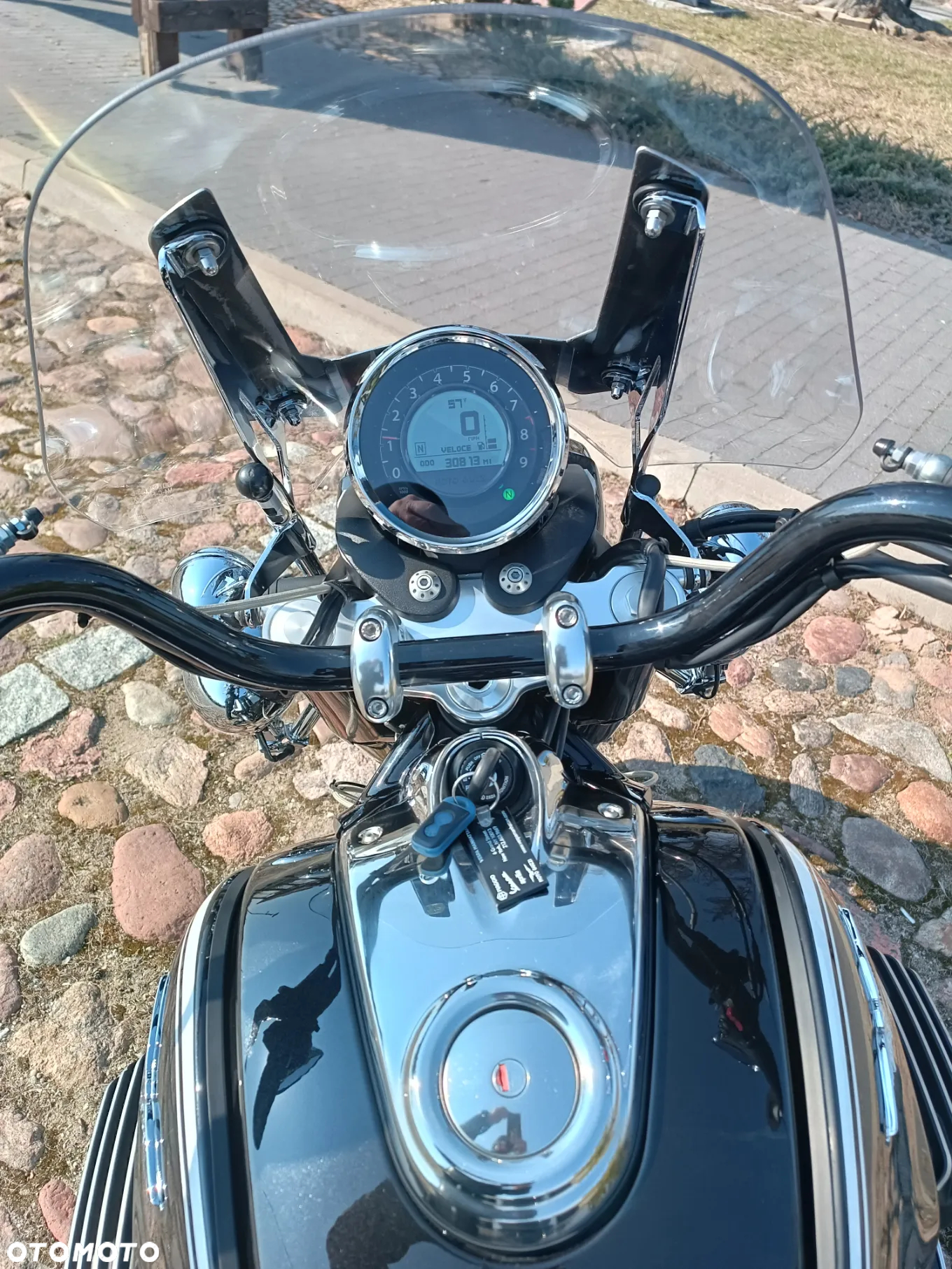 Moto Guzzi California - 8