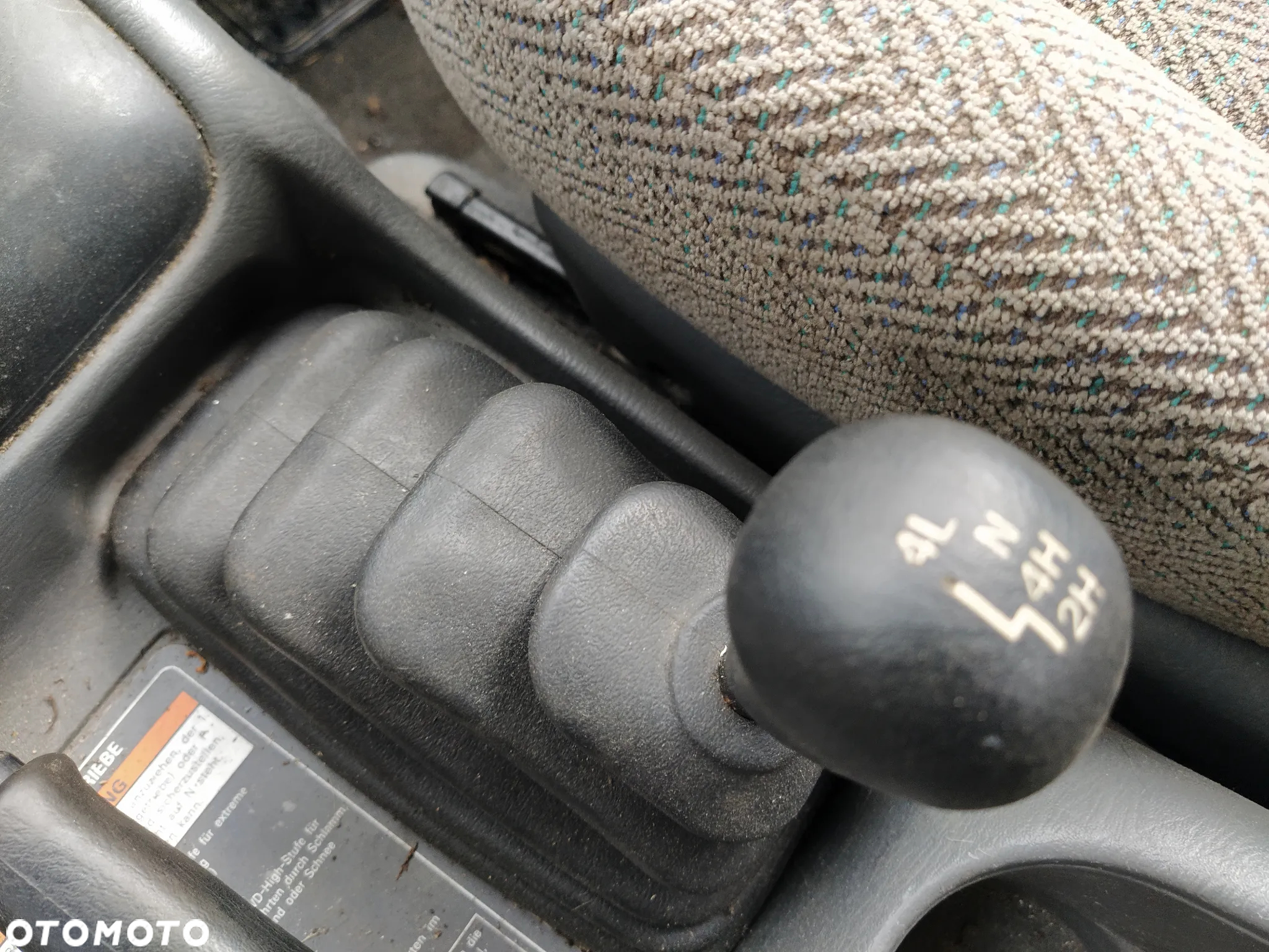 Suzuki Grand Vitara 2.5 V6 - 6