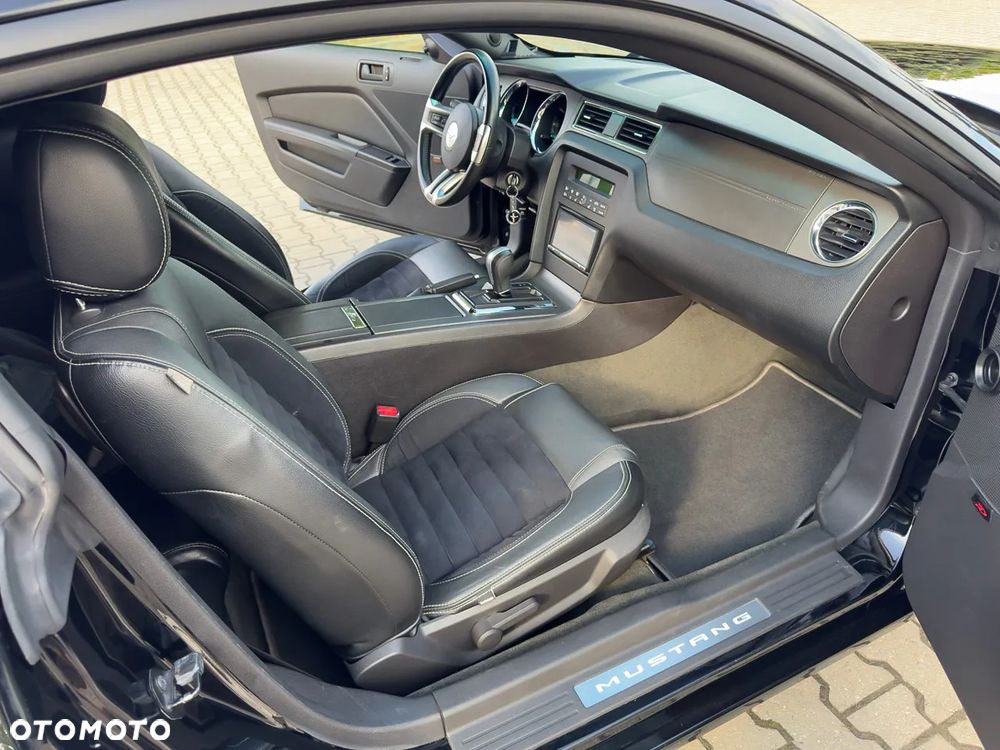 Ford Mustang 3.7 V6 - 12