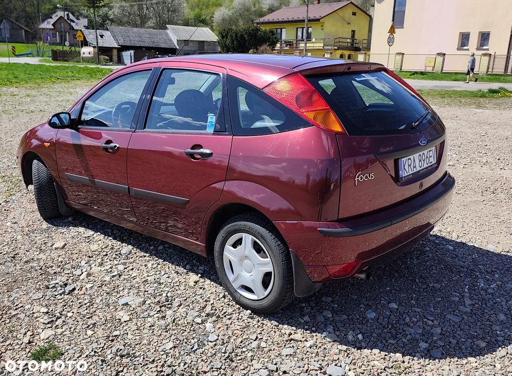Ford Focus 1.6 Comfort - 5