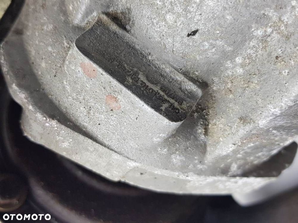 TURBOSPRĘŻARKA VW PASSAT B8 04L263010 2.0 TDI - 6