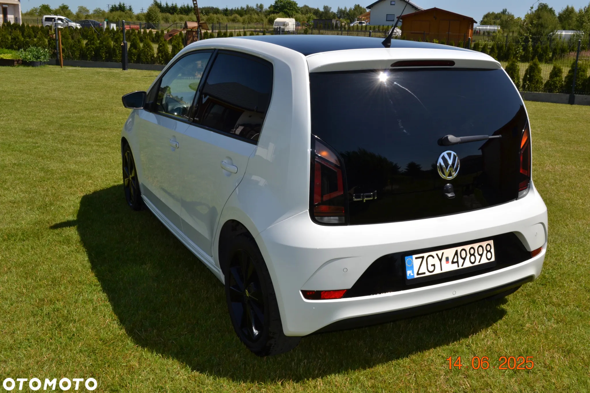 Volkswagen up! IQ.DRIVE - 3