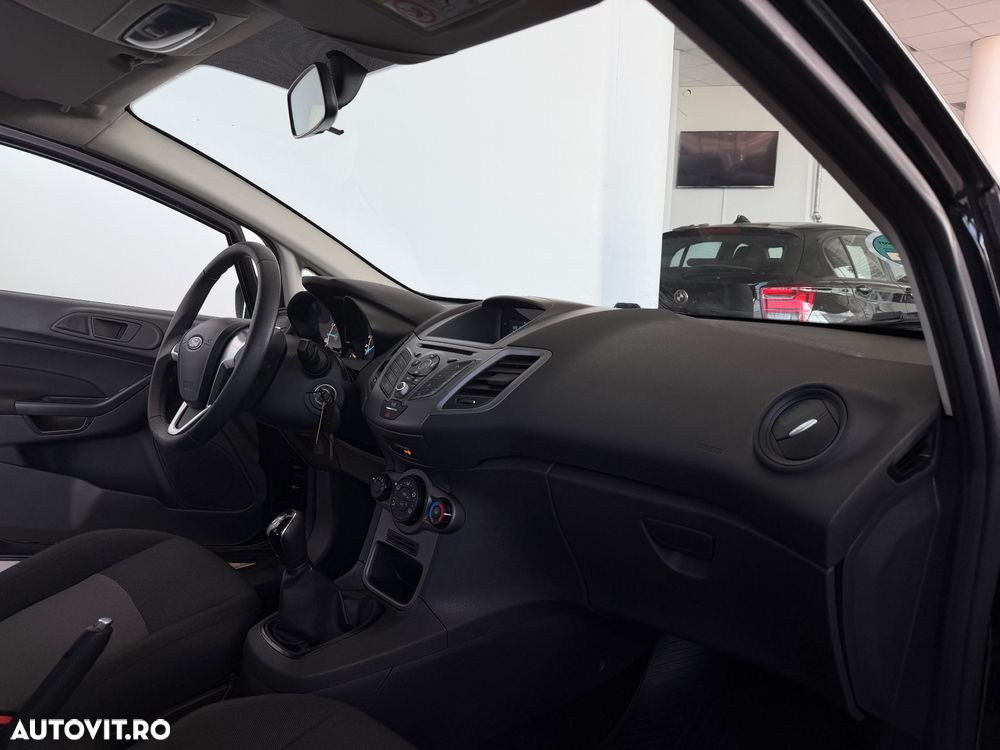 Ford Fiesta 1.25 Champions Edition - 16