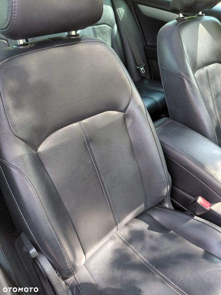 Volkswagen Passat 1.6 TDI BlueMotion Technology Highline - 31