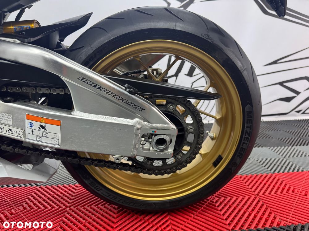 Honda CBR - 16