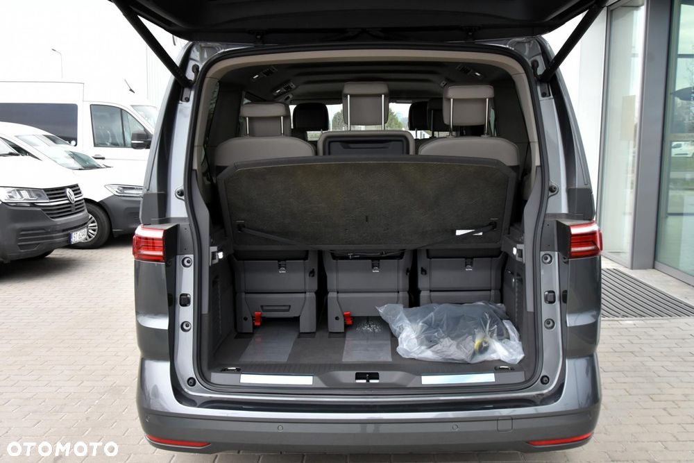 Volkswagen Multivan - 10