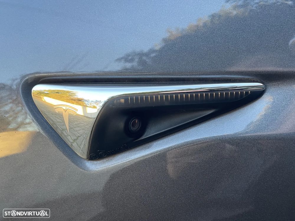 Tesla Model 3 RWD - 15