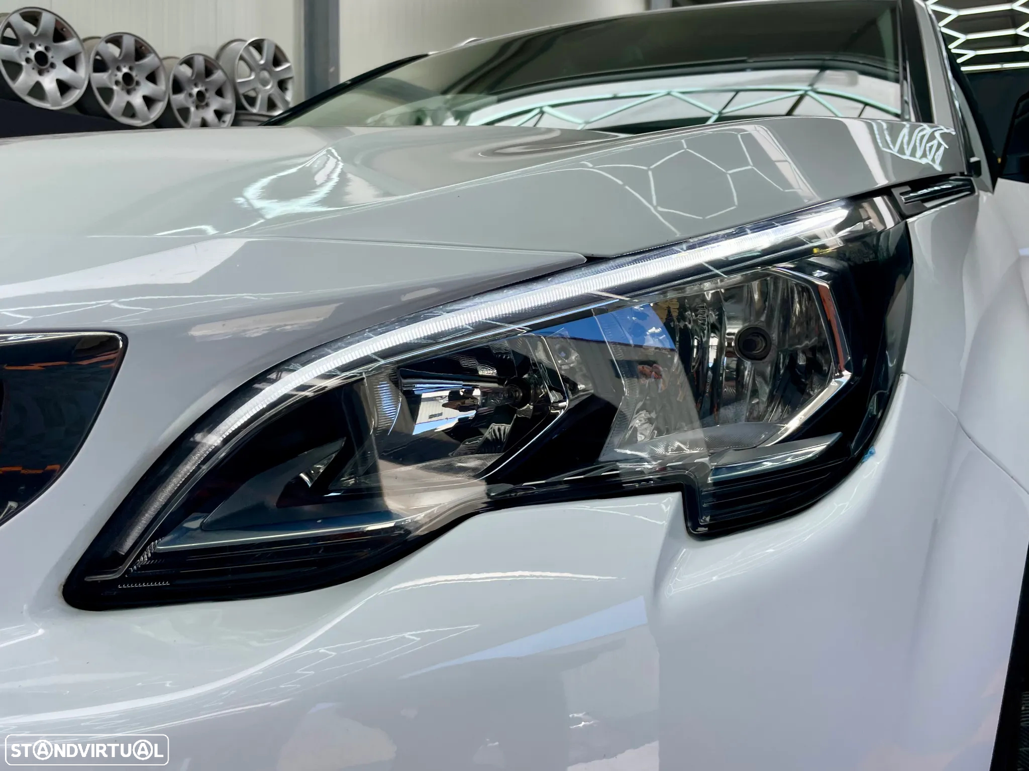 Peugeot 5008 1.6 BlueHDi Style EAT6 - 27