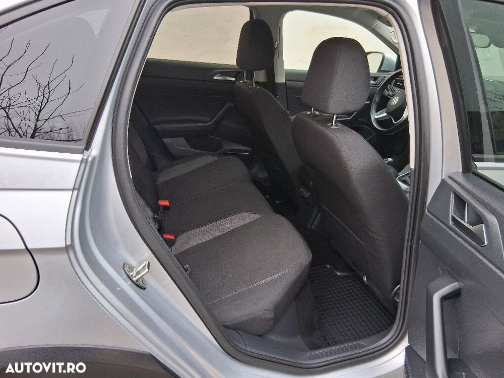 Volkswagen Taigo - 11